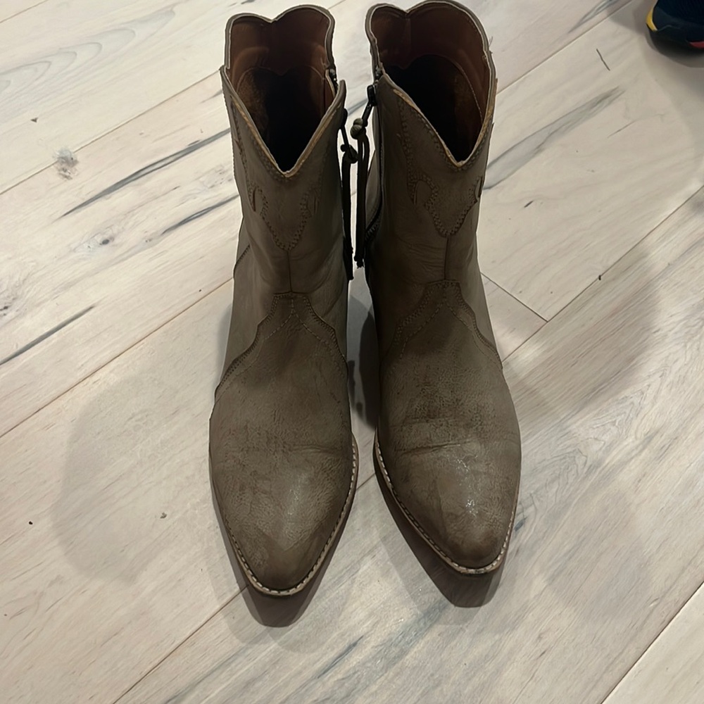 Size 10 Cowboy Boots